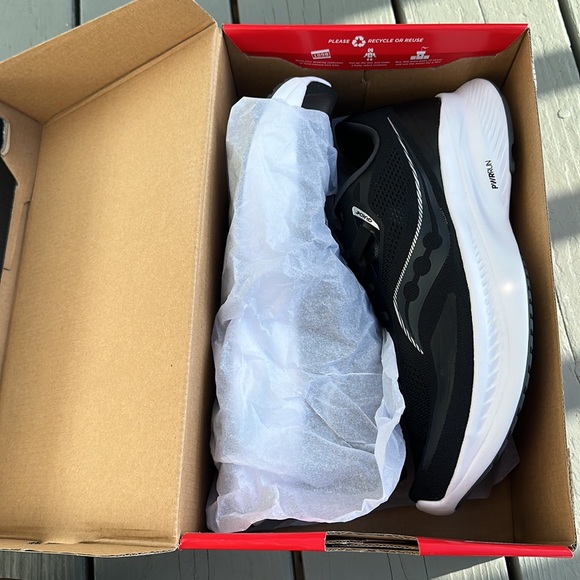 Saucony Men’s Running shoes - Picture 7 of 8